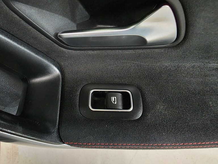 2020 Mercedes-Benz A-Class 1.3 A200 AMG Line 7G-DCT Euro 6 (s/s) 4dr SALOON Petrol Automatic