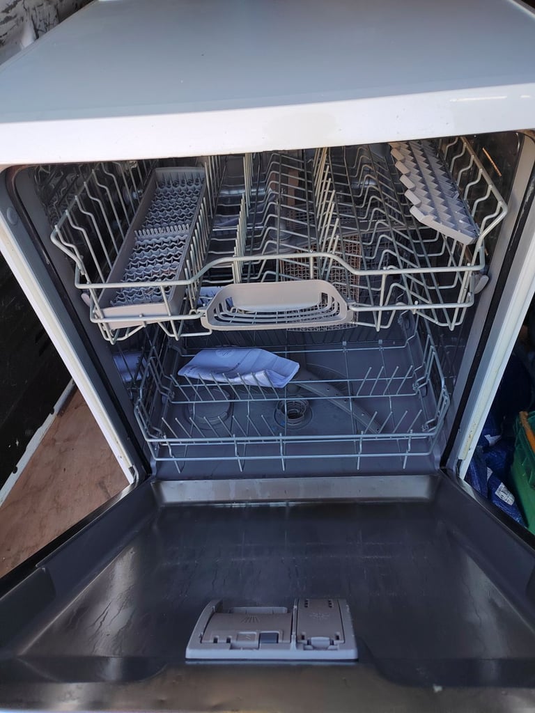 Dishwasher 