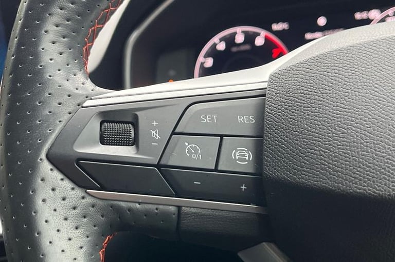 2020 SEAT Leon 1.5 TSI EVO FR 5dr HATCHBACK PETROL Manual