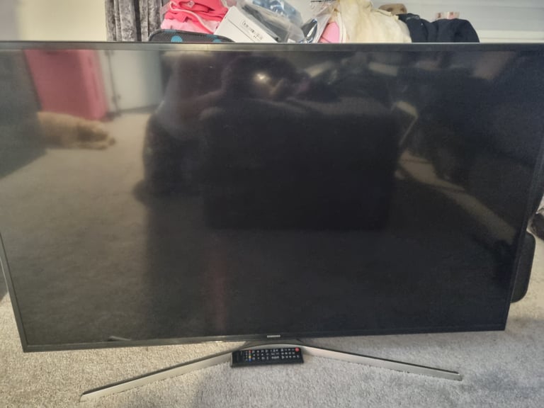 50 inch Samsung Smart TV