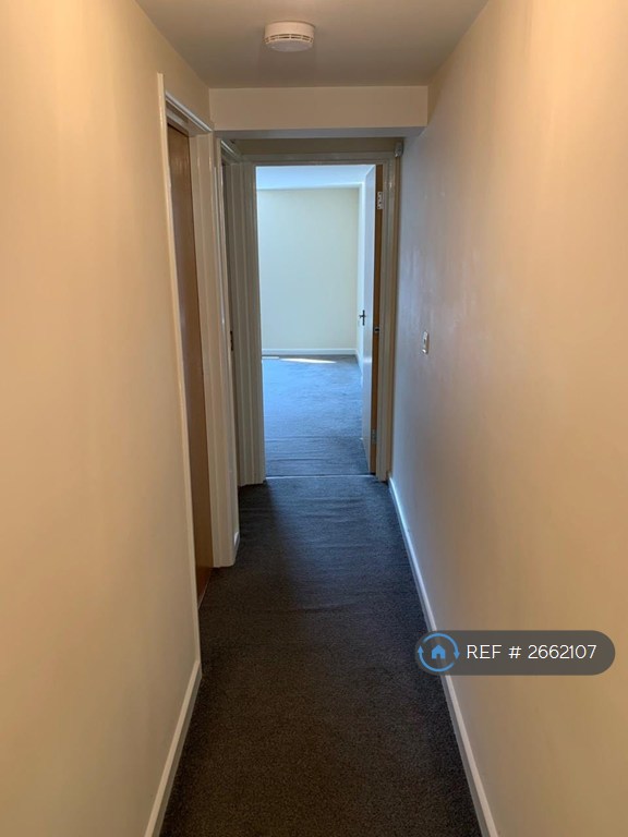 1 bedroom flat in Pembury Road, Tonbridge, TN9 (1 bed) (#2662107)