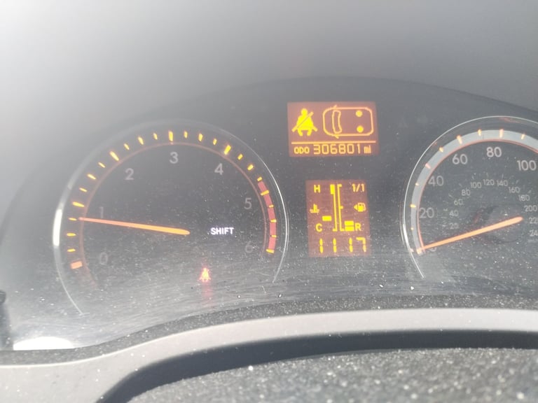 Toyota, AVENSIS, Estate, 2011, Manual, 1998 (cc), 5 doors