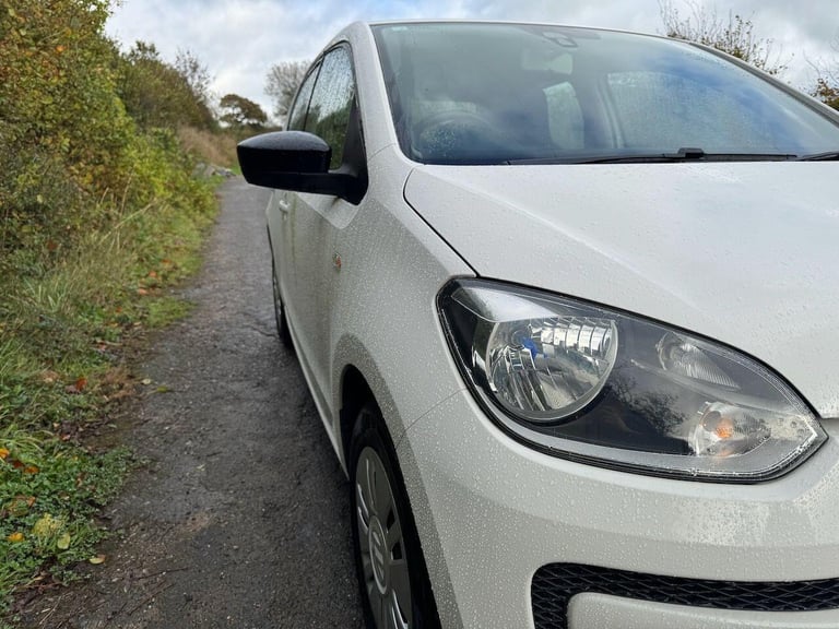  Volkswagen up! 1.0 Move up! Hatchback 5dr Petrol ASG Euro 5 (60 ps) Petrol Automatic