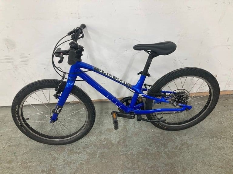 JETT Electric Blue Childrens Bike.
