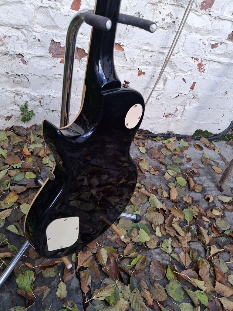 JHS Vintage V100 electric guitar