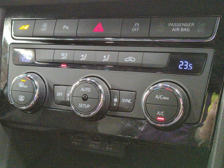 2018 SEAT Leon 2.0 TSI Cupra 300 3dr HATCHBACK PETROL Manual