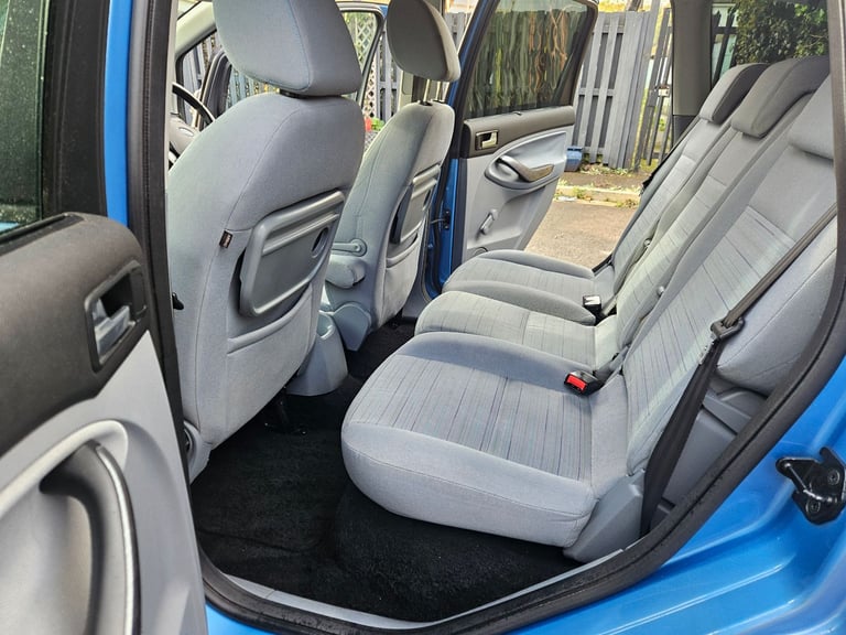 Ford c max 1.6 zetec ULEZ COMPLIANT LOVELY DRIVE 