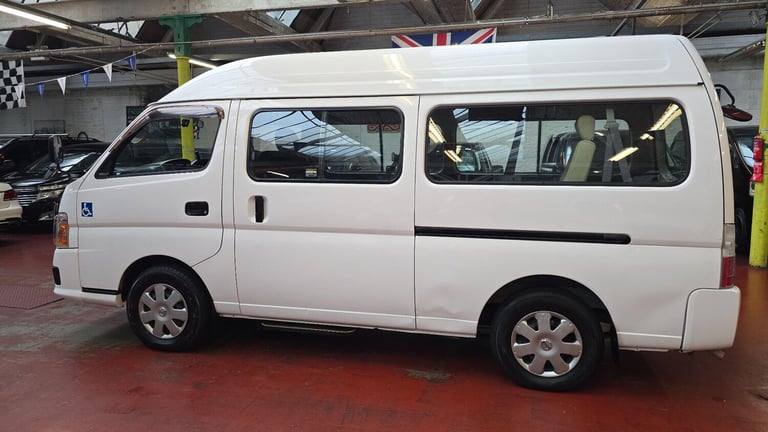 Nissan Elgrand Caravan twin mobility Chair auto lift Petrol Automatic
