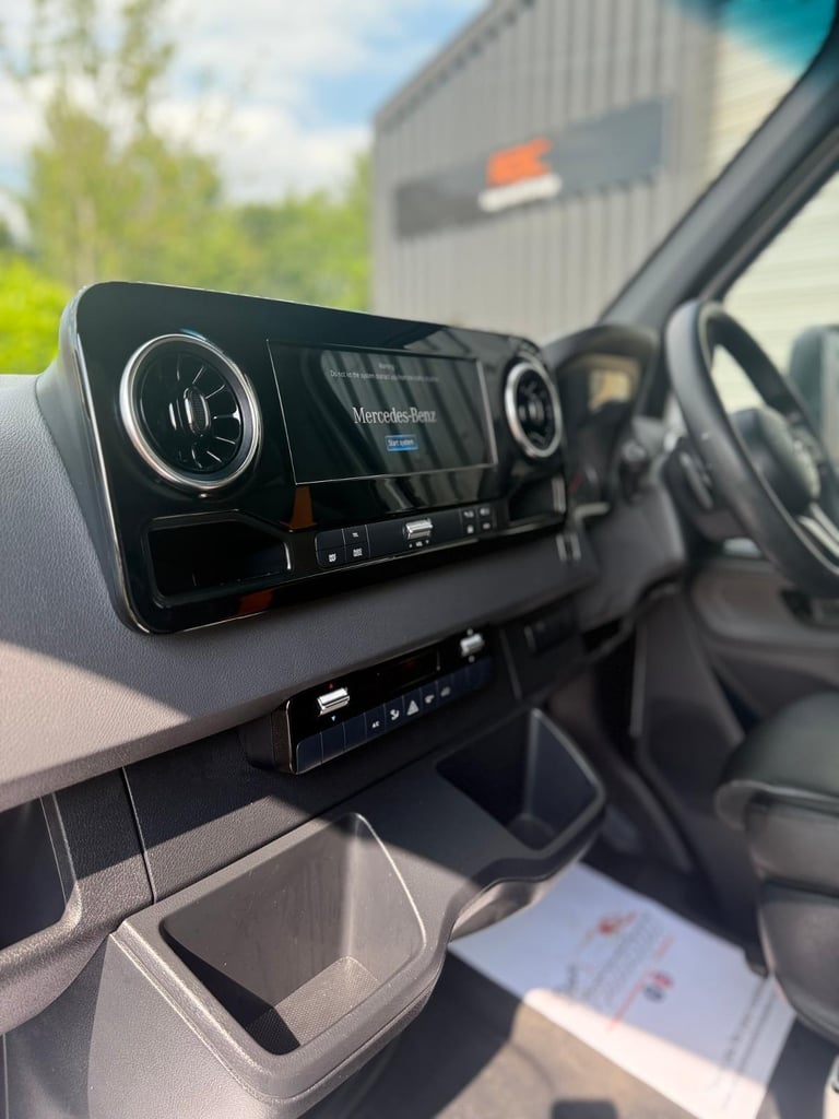 Mercedes Sprinter 2.1 516 Covered vehicle transporter racecar RWD L2 Euro 6