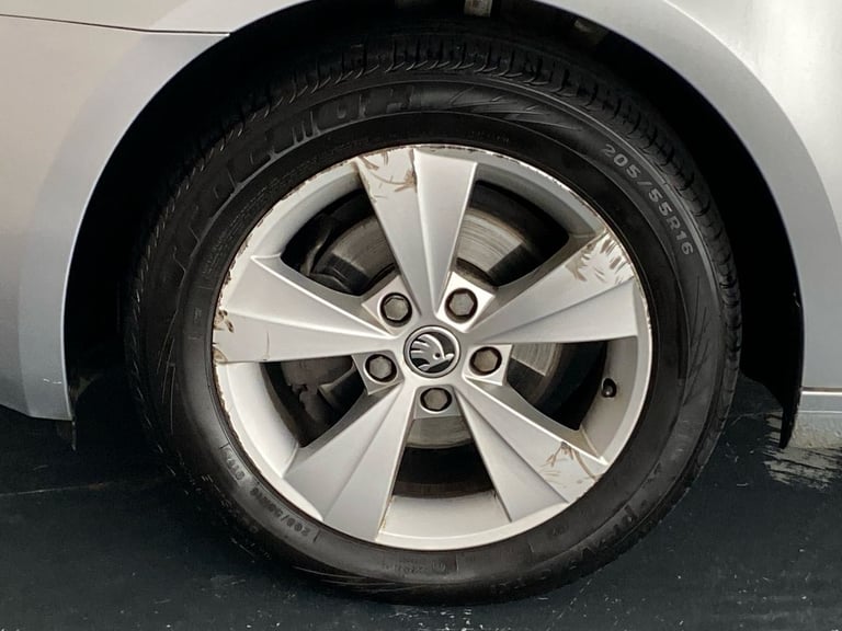 2019 Skoda Octavia 1.6 TDI SE Technology 5dr Estate DIESEL Manual