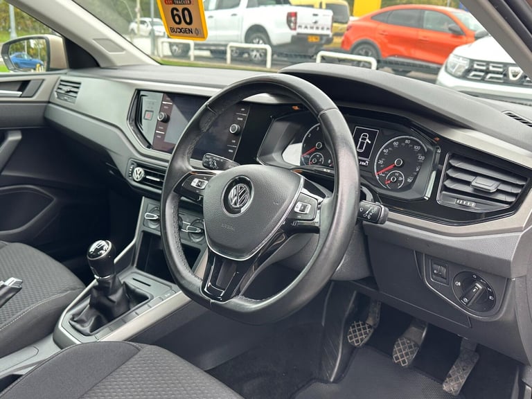 2018 Volkswagen Polo 1.0 SE Euro 6 (s/s) 5dr HATCHBACK Petrol Manual