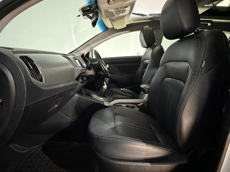 WHITE 2015 KIA SPORTAGE 3 SAT NAV ISG 1.7 DIESEL CRDI SUV 2 PREVIOUS OWNERS