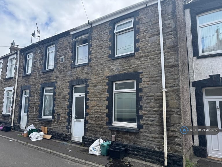 2 bedroom house in Brookdale Street, Neath, SA11 (2 bed) (#2646575)