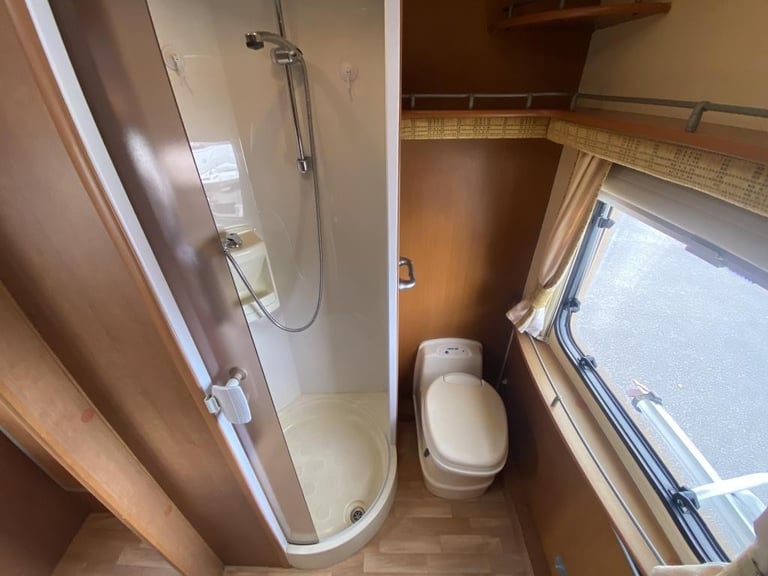2004 (54) BESSACARR E445 4 BERTH MOTORHOME