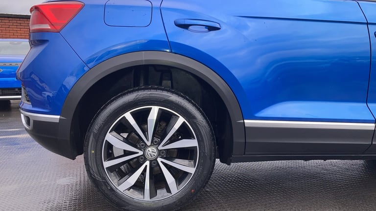 2019 Volkswagen T-Roc 1.5 TSI EVO Design 5dr HATCHBACK PETROL Manual