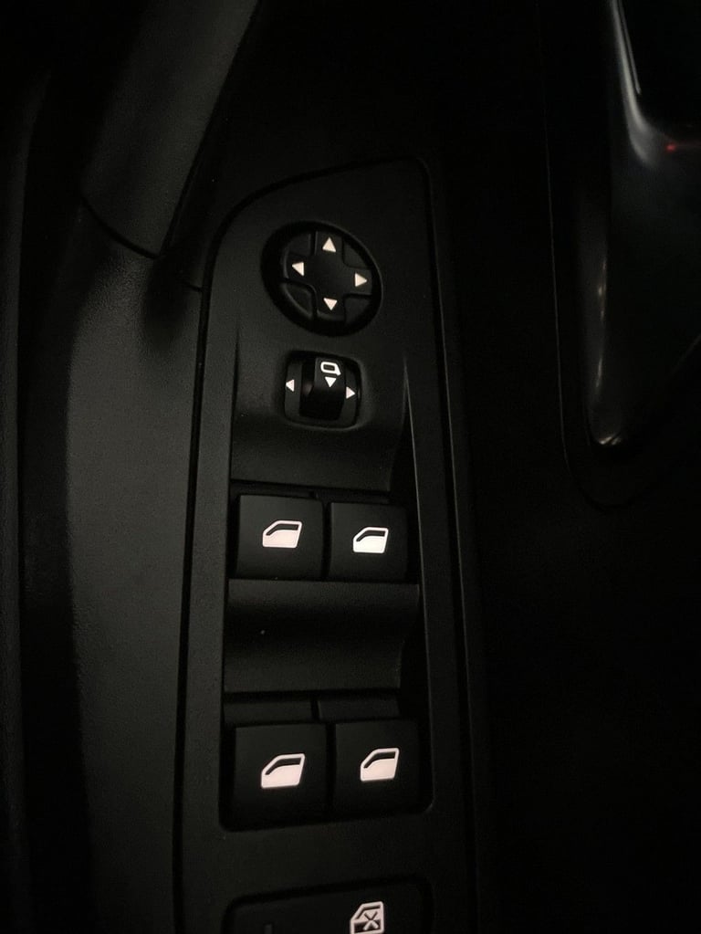 2022 Peugeot 2008 1.2 PureTech Allure Premium + SUV 5dr Petrol Manual Euro 6 (s/s) (100 ps) Petro...