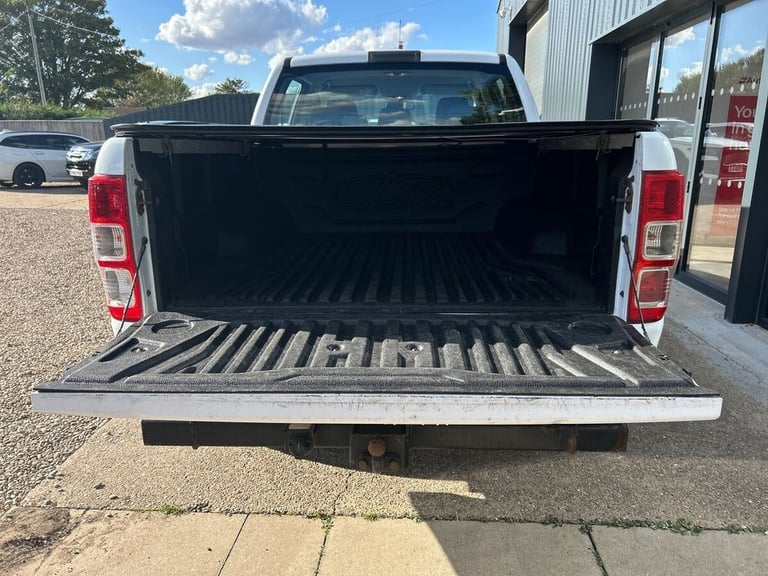 2018 Ford Ranger 2.2 TDCi XL Pickup Double Cab 4dr Diesel Manual 4WD Euro 5 (s/s) (Eco Axle) PICK...
