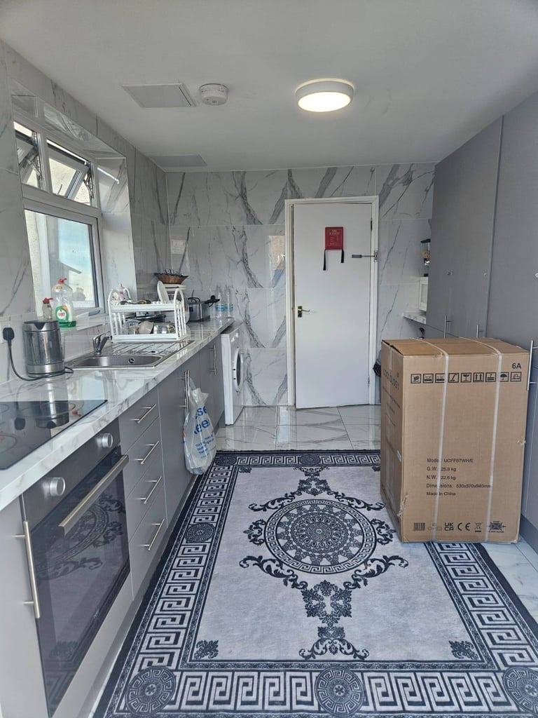 Double room to rent inclusive of all bills Carterhatch Road EN3 5LS