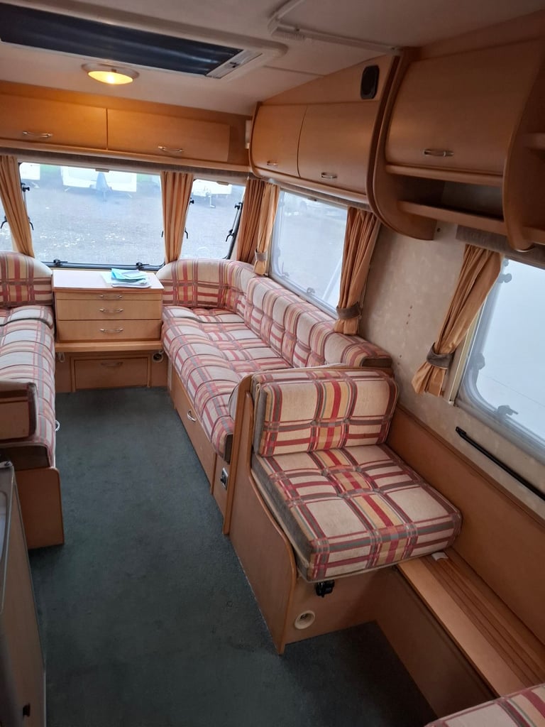 2003 Abbey Freestyle 520 SE 4 berth caravan with motor mover and solar panel