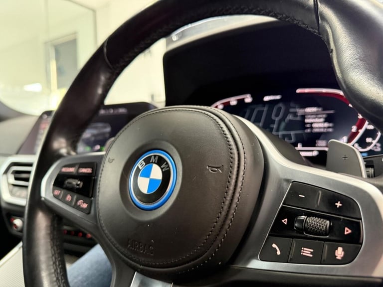 2021 BMW 3 Series 2.0 330e 12kWh M Sport Touring Auto Euro 6 (s/s) 5dr Estate PETROL/ELECTRIC Aut...