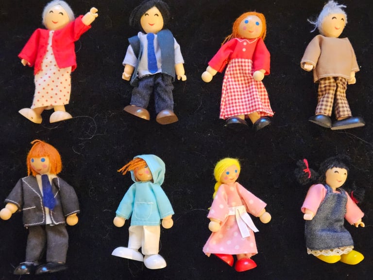 image for Family of EIGHT Cute Little Dolls House People - NEW