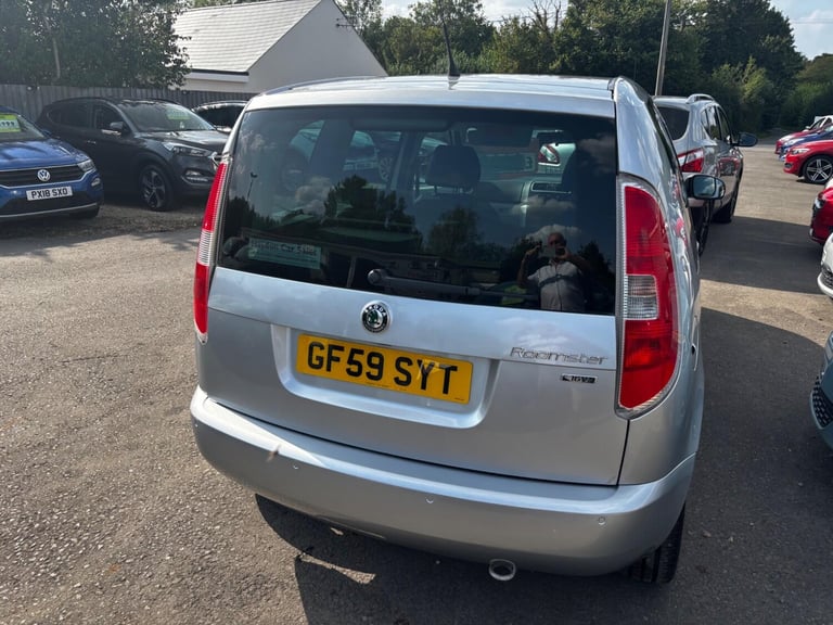 2009 Skoda Roomster 1.4 16V SE 5dr MPV Petrol Manual