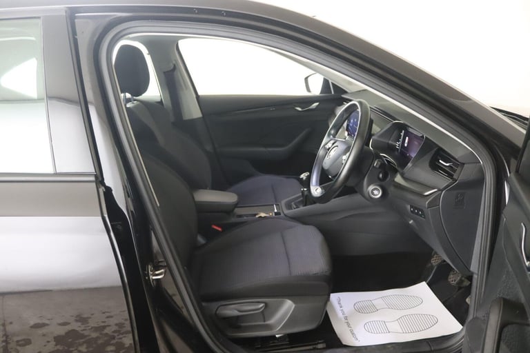 2020 Skoda Octavia 1.5 TSI ACT SE Technology Euro 6 (s/s) 5dr HATCHBACK Petrol Manual