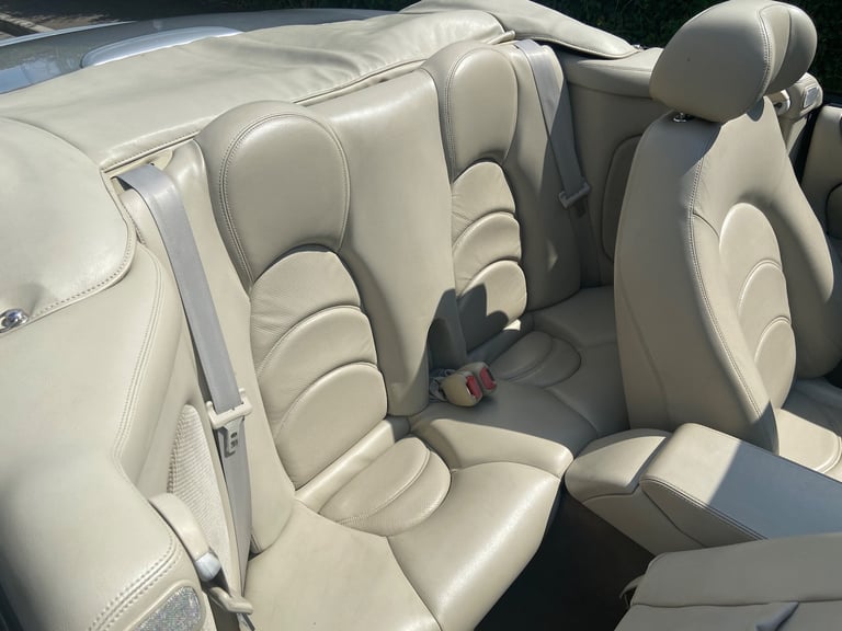 2000 Jaguar XKR 4.0 Supercharged 2dr Auto Petrol