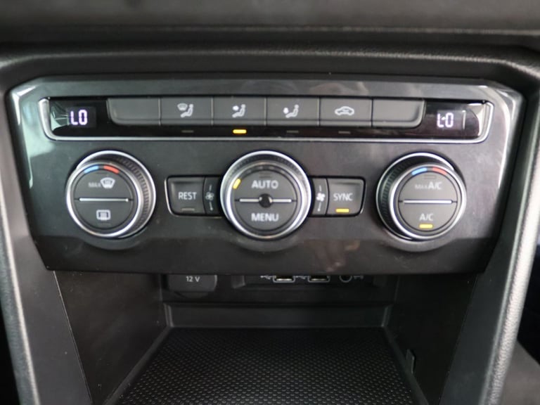 2020 Volkswagen Tiguan 2.0 TDI Match SUV 5dr Diesel Manual Euro 6 (s/s) (150 ps) Diesel Manual