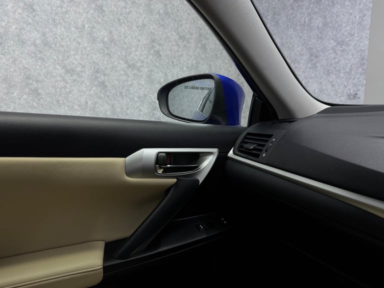 2013 Lexus CT 1.8 200h Luxury CVT Euro 5 (s/s) 5dr HATCHBACK Petrol/Electric Hybrid Automatic