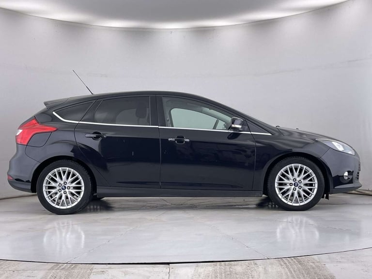 2014 Ford Focus 1.0 Focus Zetec T 5dr Hatchback Petrol Manual