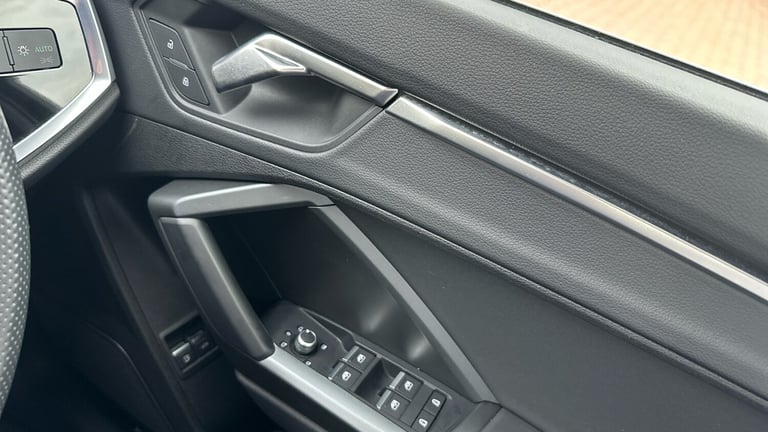 2024 Audi Q3 1.4 TFSIe 45 S line SUV 5dr Petrol Plug-in Hybrid S Tronic Euro 6 (s/s) 13k SUV Hybr...