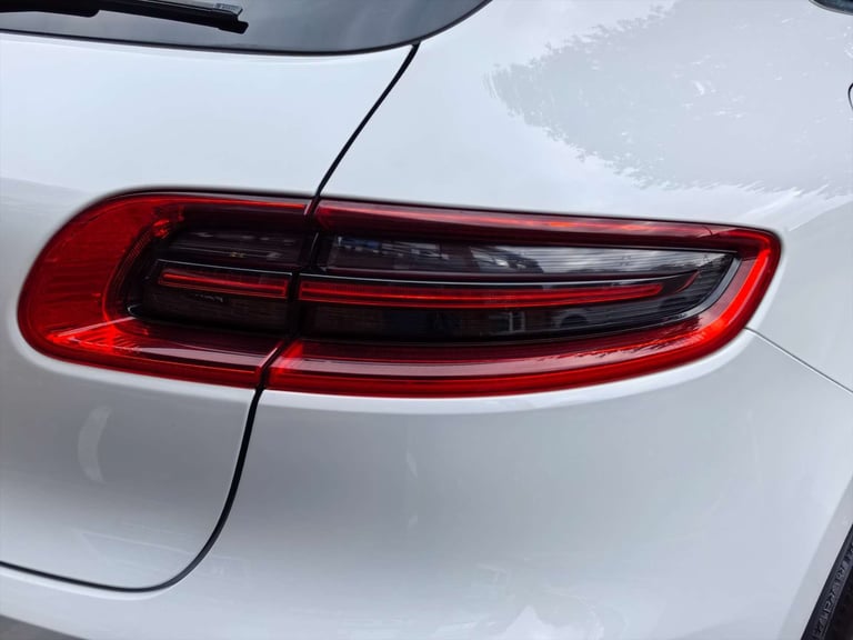 2015 Porsche Macan 3.0 Macan S D Semi-Auto 4WD 5dr SUV Diesel Automatic