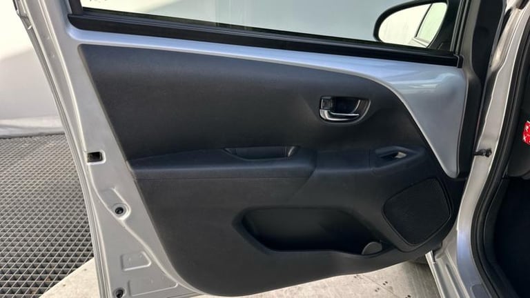 2018 Peugeot 108 1.0 72 Collection 5dr HATCHBACK PETROL Manual