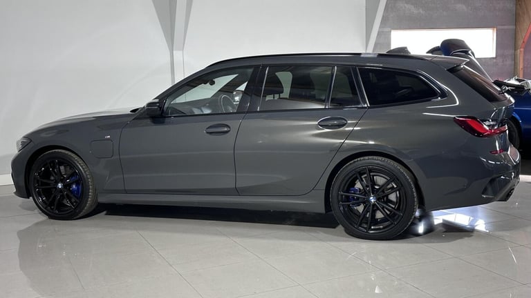 2021 BMW 3 Series 2.0 330e 12kWh M Sport Pro Edition Touring 5dr Petrol Plug-in Hybrid Auto E Est...