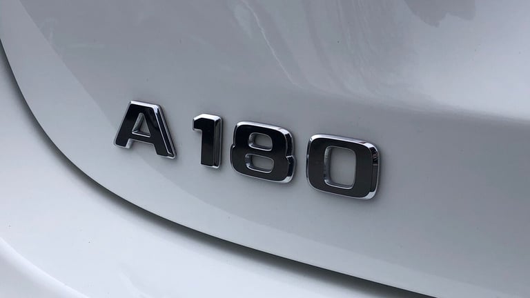 2022 Mercedes-Benz A-Class A 180 SE Hatchback Hatchback Manual