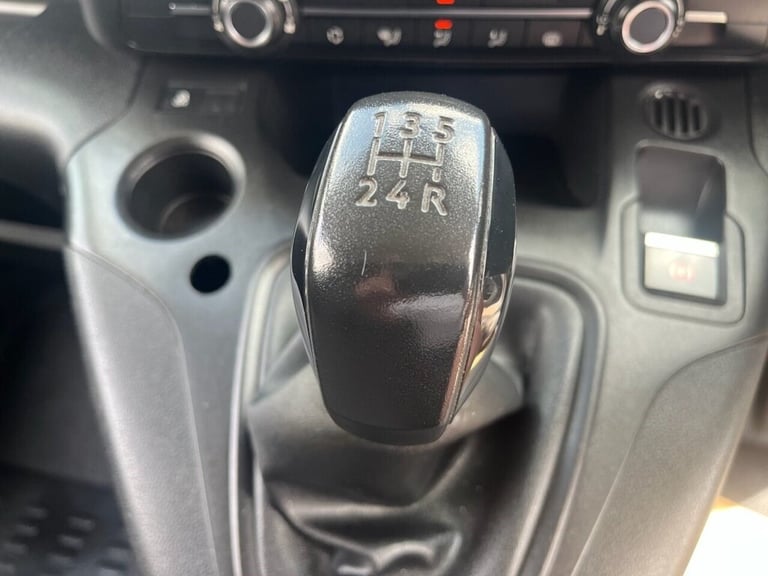 2019 19 PEUGEOT PARTNER 1.6 BLUEHDI 1000 PROFESSIONAL STANDARD PANEL VAN 5DR DIE
