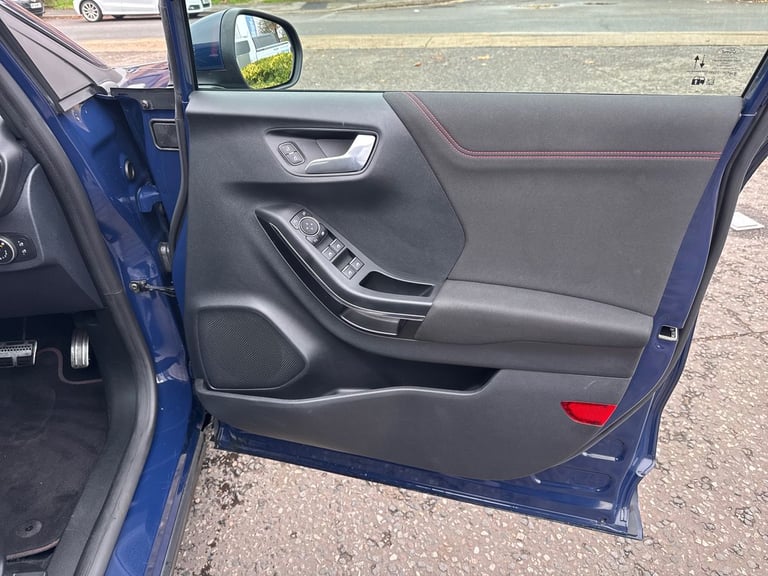 2021 Ford Puma 1.0 EcoBoost ST-Line 5dr Auto HATCHBACK PETROL Automatic