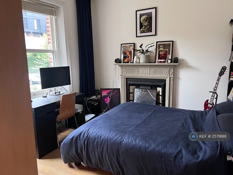 3 bedroom flat in Avenue Road, London, N6 (3 bed) (#2579188)