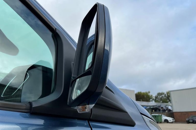 2022 Ford Transit Custom 2.0 EcoBlue 130ps Low Roof Limited Van Auto PANEL VAN DIESEL Automatic