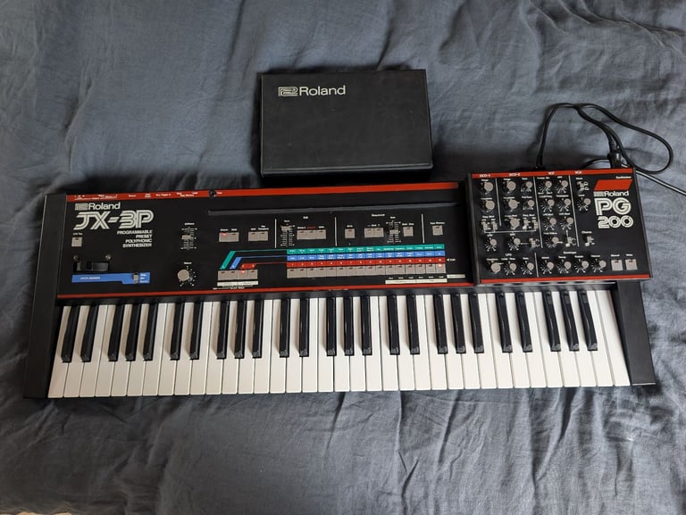 image for Roland JX-3P analogue Synthesizer with PG200 programmer 