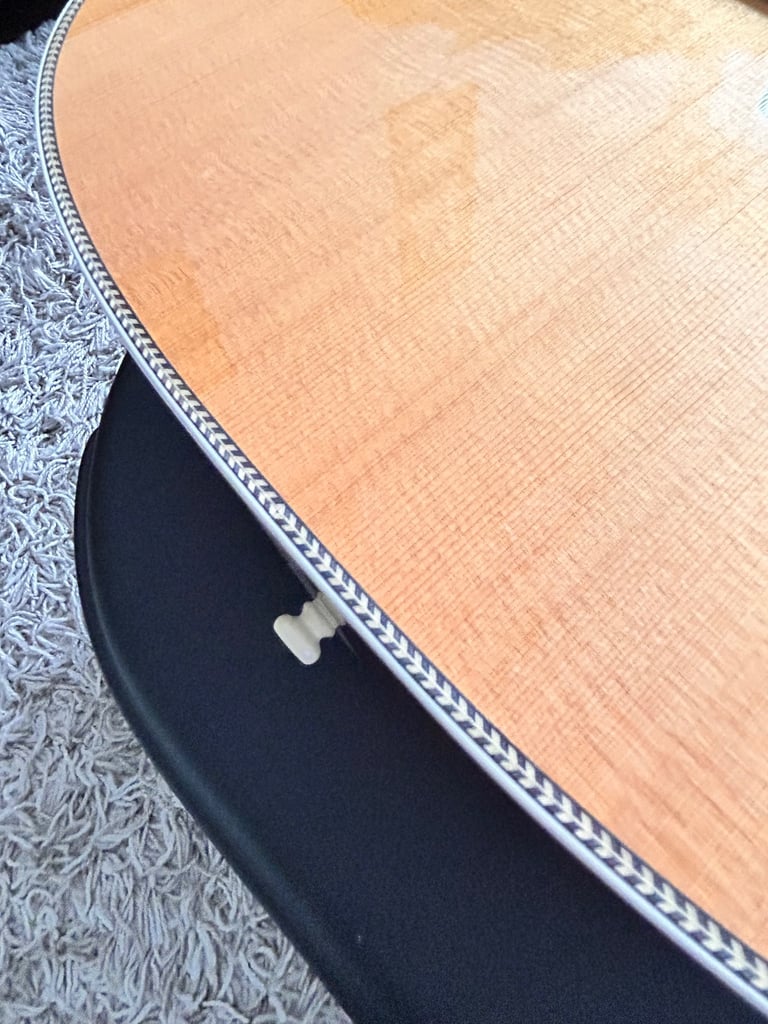 Martin 000-28H