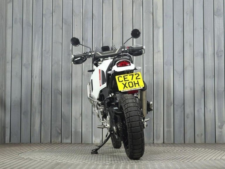 2022 72 DUCATI DESERTX