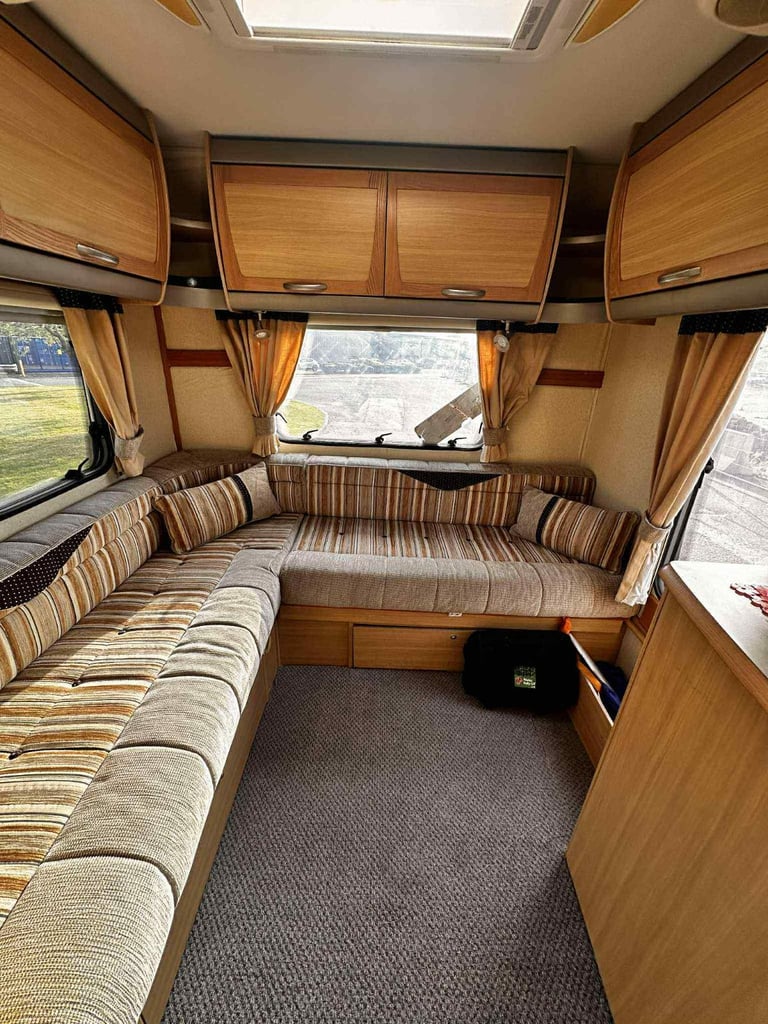 Bessiecarr e425 2008 motorhome