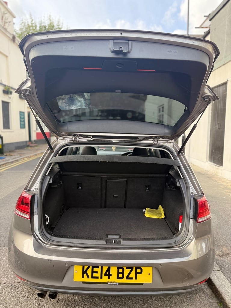 Volkswagen, GOLF, Hatchback, 2014, Manual, 1390 (cc), 5 doors