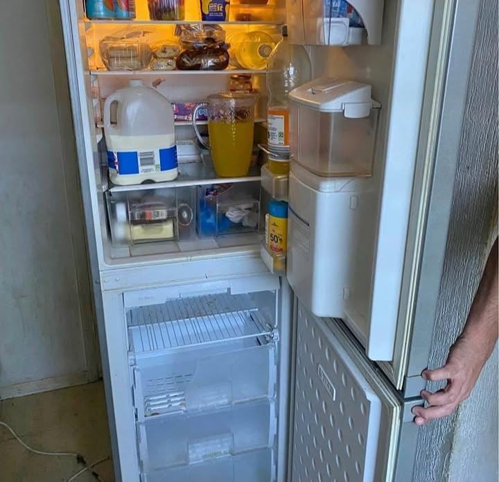 image for Tall fridge freezer with a water dispenser for £115