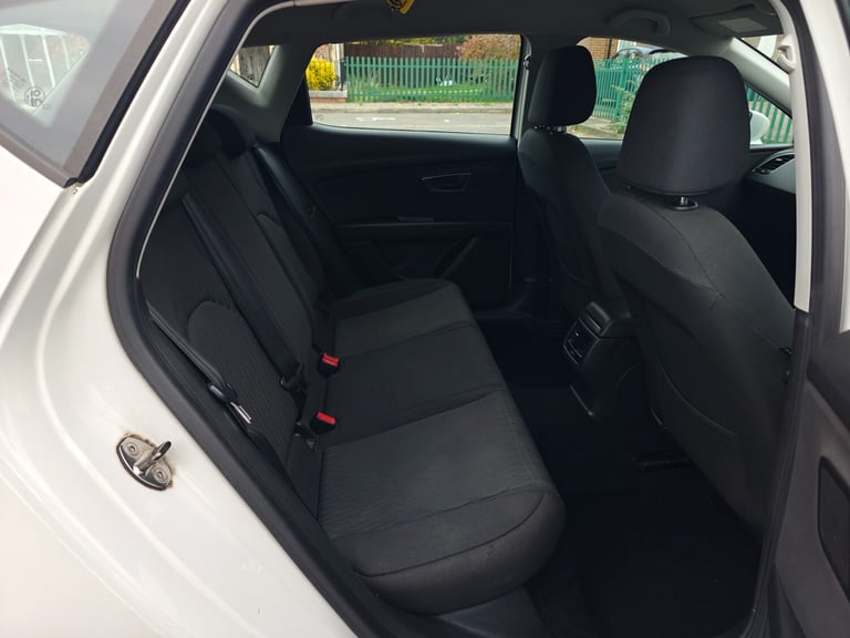 2013 SEAT Leon 1.2 TSI SE 5dr [Technology Pack] HATCHBACK Petrol Manual