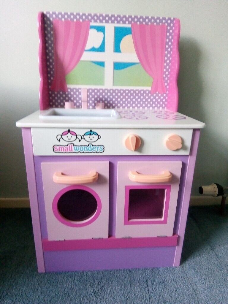 Wooden toy cooker/washing machine