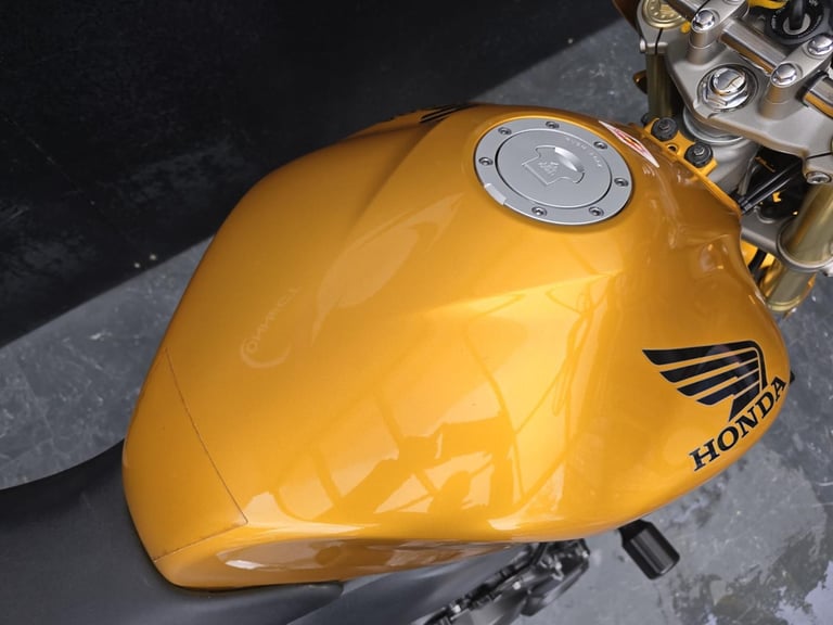HONDA CB600 F-8 HORNET LOW MILEAGE HPI CLEAR