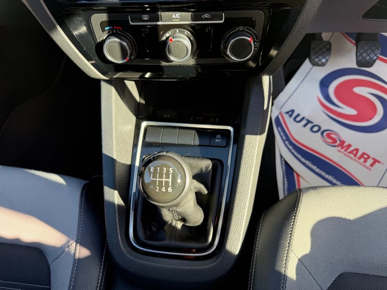 2017 Volkswagen Jetta 2.0 TDI 150 GT 4dr SALOON Diesel Manual